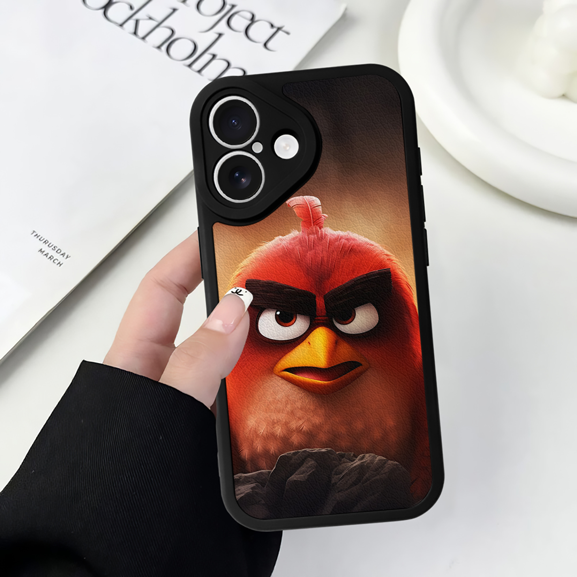（画像用） Angry Birds アングリーバード 【iPhone 16シリーズ対応】シリコンスマホケース（レザー調） 材質：シリコン